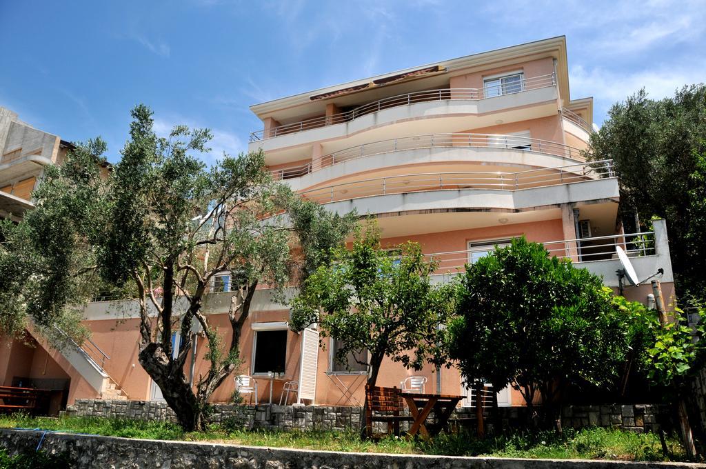 Nikic Apartments Ulcinj Extérieur photo